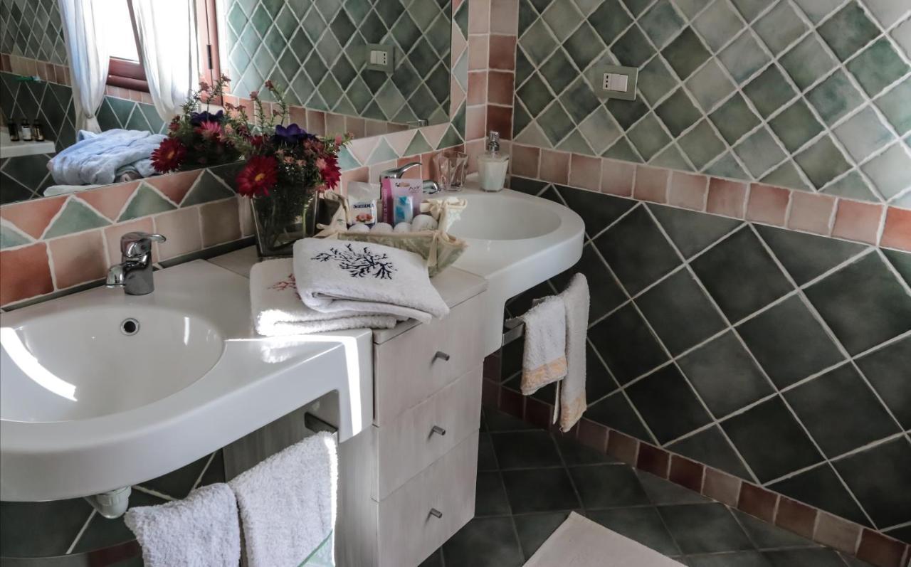 Rental Villa Bb Ольбия Экстерьер фото